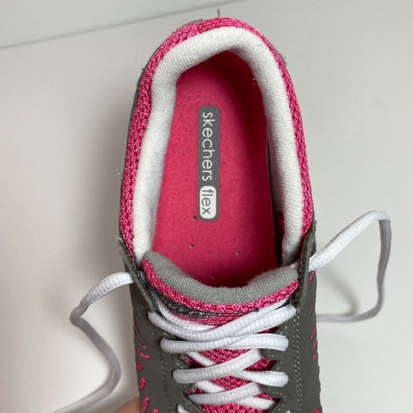 SKECHERS - ON THE GO FLEX WOMENS SIZE: 6 - Picture 12 of 12